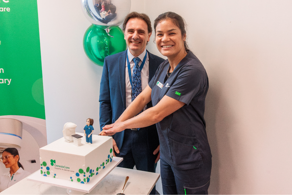 GenesisCare, Werribee cake cutting