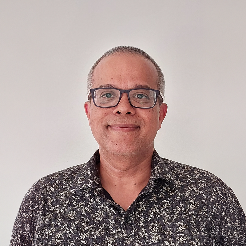 Dr David D'Cruz