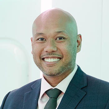 Profile Image - Dr Jeremy de Leon
